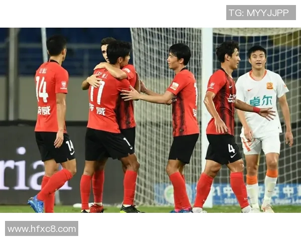 杭州飞盘队配合引发热议球迷对战术争论不断