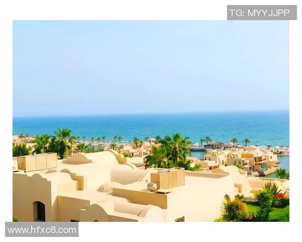 夏日清凉新风尚：畅享时尚泳装与度假风情的完美结合